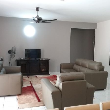 Anjung Homestay Sepang Exteriér fotografie