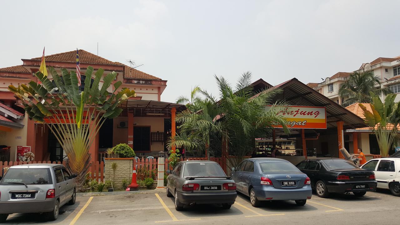 Anjung Homestay Sepang Exteriér fotografie